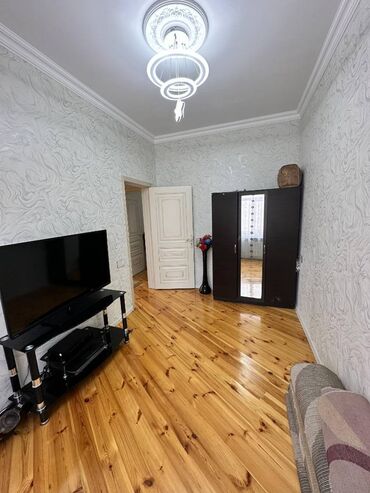 Həyət evləri və villaların satışı: Məmmədli 3 otaqlı, 90 kv. m, Yeni təmirli — 4