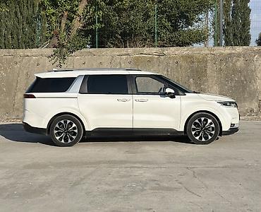 chrysler pacifica: Kia Carnival: 2021 г., 2.2 л, Автомат, Дизель, Минивэн — 2