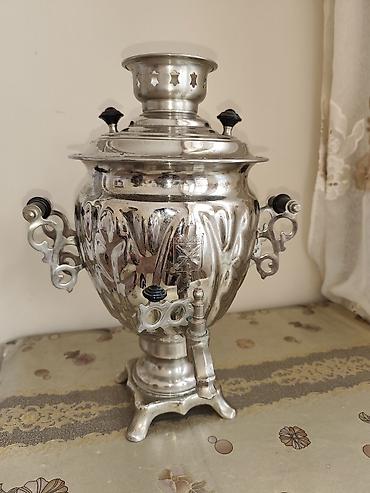 su termosu: Retro kömürlü samovar – metal korpus, klassik barokko üslublu naxışlı — 1