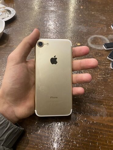 apple telefon: IPhone 7, 32 GB, Qızılı