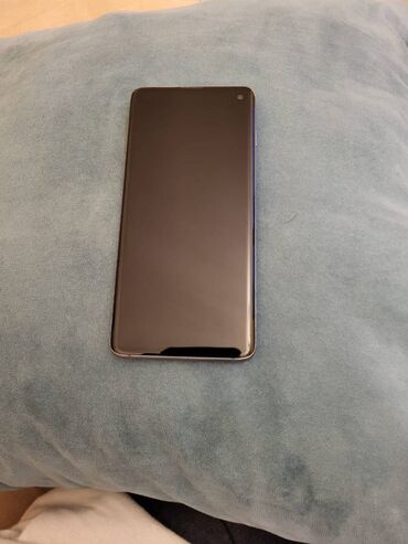 samsung e600: Samsung Galaxy S10, rəng - Qızılı