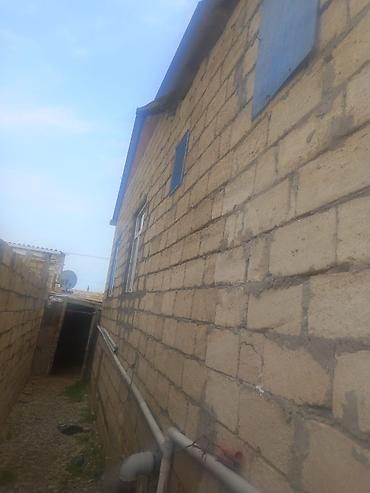 ev tecili satilir: 3 otaqlı, 3 kv. m, Kredit yoxdur, Təmirsiz — 2
