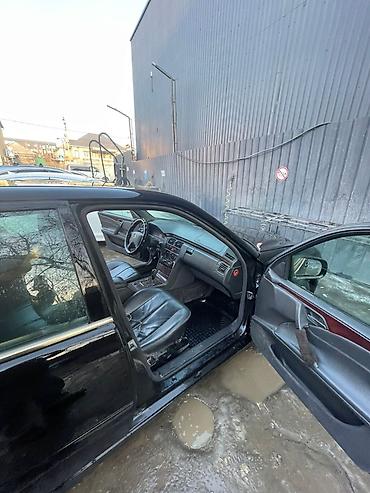 Mercedes-Benz: Mercedes-Benz E-Class: 2001 г., 2.2 л, Автомат, Дизель, Седан — 5