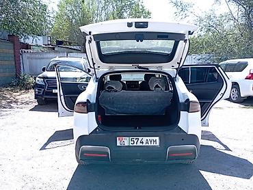 byd e6: Электромобиль CooS (кроссовер) - Кузов: 5‑дверный кроссовер, белый — 10