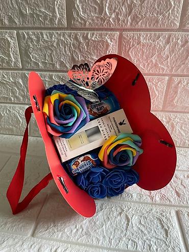 Praznična dekoracija: 🌸🌷 cvetni box setovi 🌷🌸 tražiš savršen poklon koji ostavlja bez daha? — 6