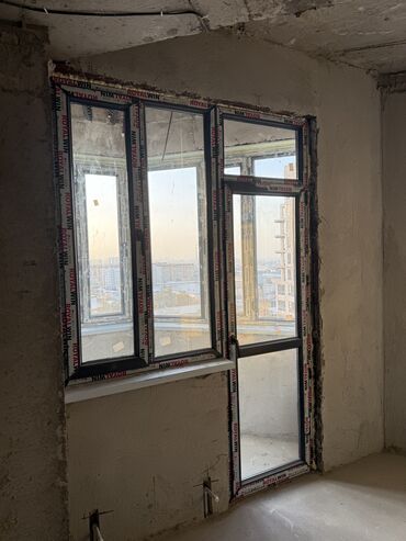 эшик новый: Пластиковая дверь, С окошком, 261 * x 75 см, Новый
