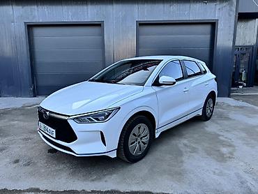 BYD: BYD E2: 2021 г., Электромобиль, Хэтчбэк — 1