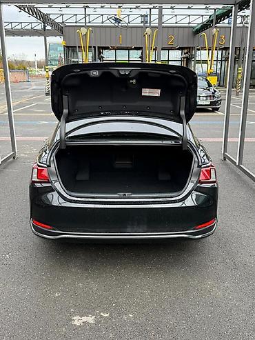 Lexus: Lexus ES: 2021 г., 2.5 л, Гибрид — 16