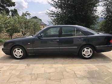 yan güzgülər s: Mercedes-Benz E-Class: 2 l | 1997 il Sedan — 9