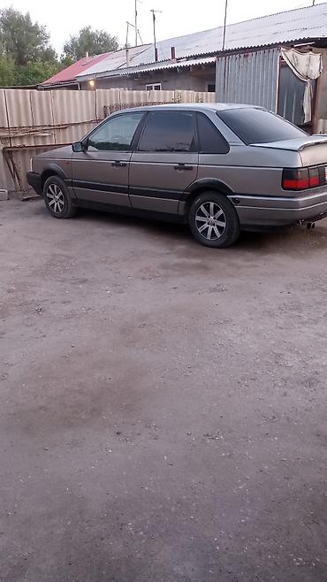 a4 b7: Volkswagen Passat: 1989 г., 1.8 л, Механика, Бензин, Седан — 2