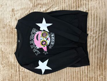 детские спортивные костюмы с капюшоном: Qara rəngli sweatshirt L ölçü Çox az geyinilmiş YALNIZ NEFTÇİLƏR VƏ