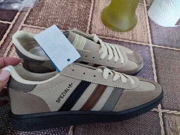 Patike: Patike, Adidas, veličina - 38 — 12
