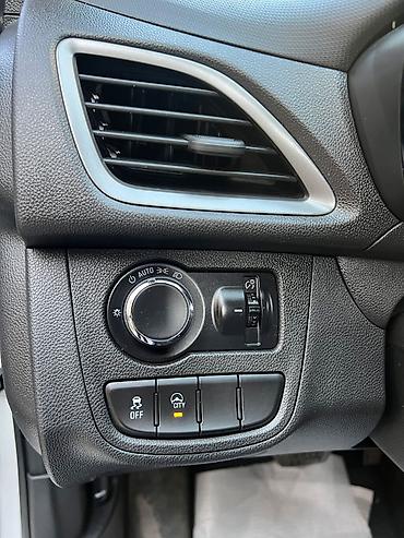 chevrolet spark 2: Chevrolet Spark: 2020 г., 1 л, Вариатор, Бензин, Хэтчбэк — 10
