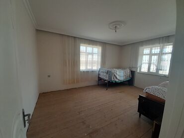 Həyət evləri və villaların satışı: 5 otaqlı, 240 kv. m, Orta təmir — 23