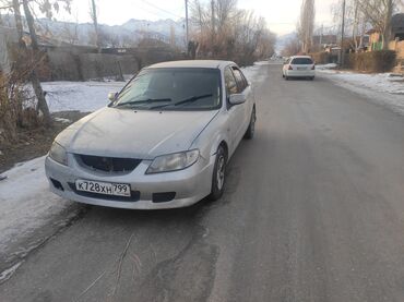 Mazda: Mazda Familia: 2001 г., 1.6 л, Автомат, Бензин, Седан