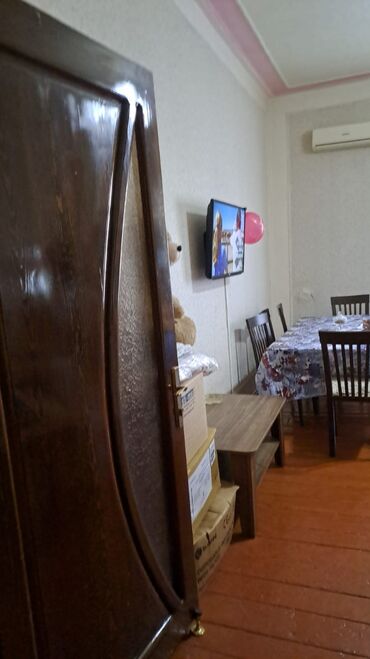 Köhnə tikili: Bakı, Mərdəkan, 3 otaqlı, Köhnə tikili, 51 kv. m -da lalafo.az — 14 Köhnə tikili: Bakı, Mərdəkan, 3 otaqlı, Köhnə tikili, 51 kv. m — 14