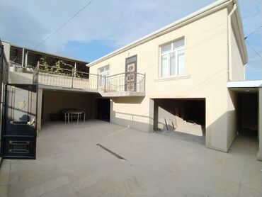 iki otaqli evlerin satisi: Binəqədi qəs. 3 otaqlı, 120 kv. m, Yeni təmirli