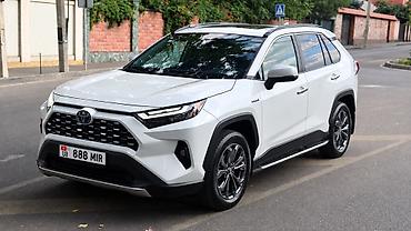 гибрид тойота: Toyota RAV4: 2022 г., 2.5 л, Автомат, Гибрид, Кроссовер — 1