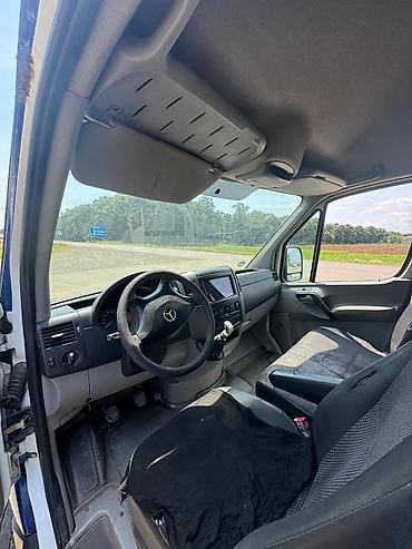sprinter oturacaq: Mercedes-Benz Sprinter mikroavtobus Xüsusiyyətlər: - Kuzov: Uzadılmış — 2