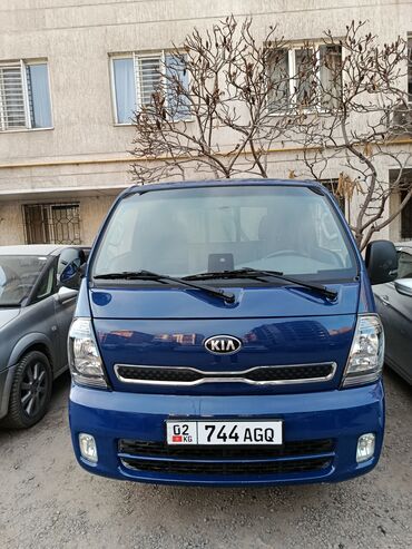 Kia: Kia : 2021 г., 2.4 л, Механика, Газ, Пикап — 2