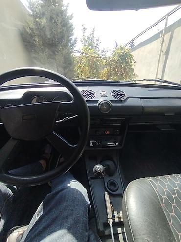 2106 mator: VAZ (LADA) 2106: 1.6 l | 1998 il 2518630 km Sedan — 7