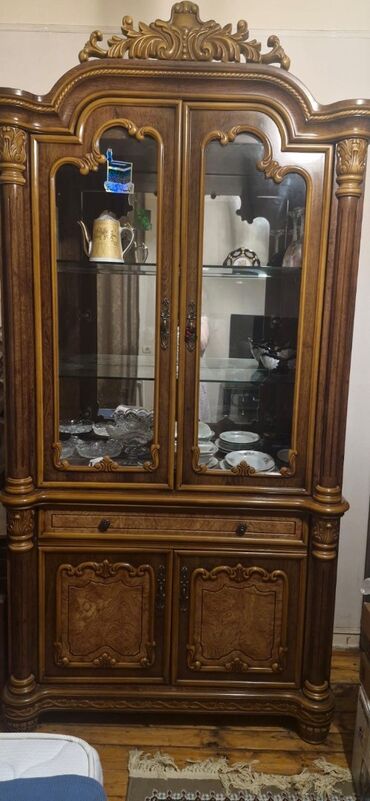 islenmis taxtalar: İşlənmiş, 2 qapılı Düz dolab, Servant
