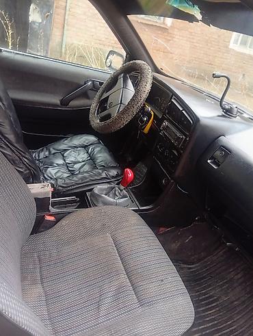mazda r8: Volkswagen Passat: 1991 г., 0.2 - engine capacity л, Кол менен иштөөчү, Бензин, Универсал — 8
