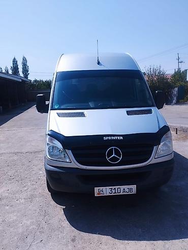 автобус старый: Легкий грузовик, Mercedes-Benz, Стандарт, Б/у — 1