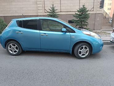 некия 2: Nissan Leaf: 2011 г., Автомат, Электромобиль, Хэтчбэк — 5