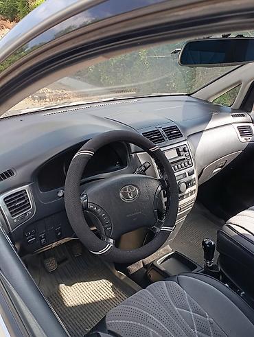 voxy noah: Toyota Avensis Verso: 2004 г., 2 л, Механика, Дизель, Минивэн — 8