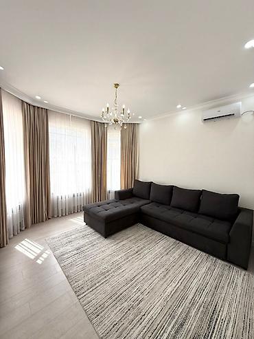 Продажа коттеджей и домов: 🚨 СРОЧНО ПРОДАЕТСЯ 🚨 🏡 Объект: Двухэтажный дом 📍 Локация: ж/м Ак-Орго — 4