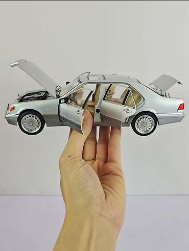 mersedes saat: Metaldan yığılmış kolleksiya modeli – klassik sedan (1:18 miqyaslı) — 8