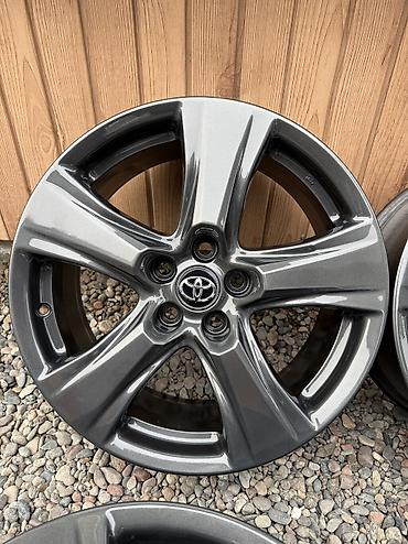 Диски: Литые Диски R 18 Toyota, Комплект, отверстий - 5, Б/у — 2
