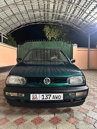 Volkswagen Golf: 1992 г., 1.8 л, Механика, Бензин
