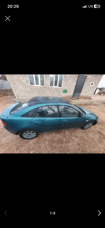 Mazda: Mazda 323: 1994 г., 1.5 л, Механика, Бензин, Хэтчбэк — 6