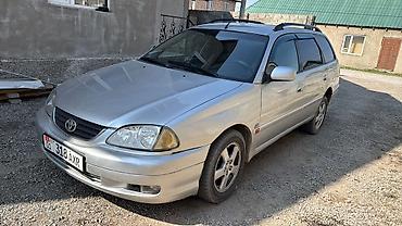 кожаная: Toyota Avensis: 2001 г., Механика, Дизель, Универсал — 1