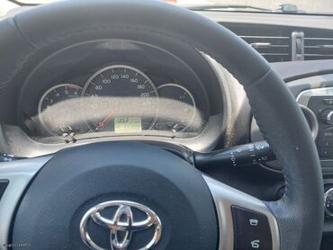Toyota: Toyota Yaris: 1.4 l. | 2014 έ. Χάτσμπακ — 16