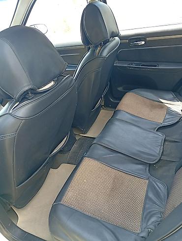opel vectra b: Satılır: Gümüşü rəngli 4 qapılı sedan. Xüsusi yyətlər: - Kuzov — 5