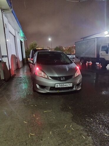 дверь на хонда фит: Honda Fit: 2010 г., 1.5 л, Механика, Бензин, Хетчбек