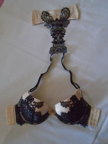 Brushalteri, Bralete: Dva prelepa brushaltera. Fantastičan Hunkemoller brushalter, kopča se — 5