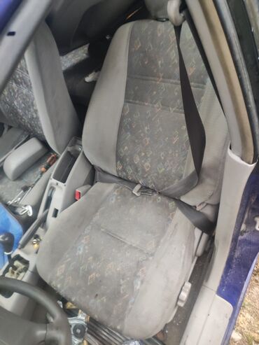 Toyota: Toyota Corolla: 1998 г., 1.3 л, Механика, Бензин, Седан — 5