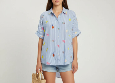 t shirty printing near me: Sinsay, Women`s shirt, size S