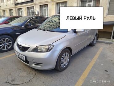 срочно в связи с переездом: Mazda 2: 2004 г., 1.3 л, Автомат, Бензин, Универсал