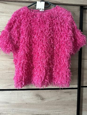 Ženska majica kratkih rukava marke Zara, upečatljive roze boje i — 1
