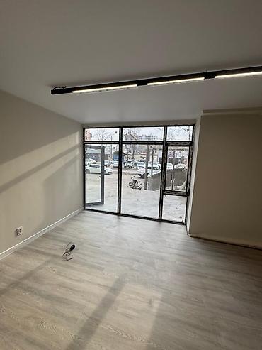 Продажа офисов: Продажа офисов 60 м², С ремонтом, Без мебели, Бизнес центр, 1 этаж — 7