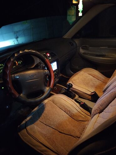 машина кж кара суу: Daewoo Nubira: 1999 г., 1.3 л, Механика, Бензин, Седан
