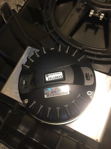 Dinamiklər və kolonkalar: RCf art 725 satilir her wey orginal ozunun cox yaxşı seslenmesi var -da lalafo.az — 4 Dinamiklər və kolonkalar: RCf art 725 satilir her wey orginal ozunun cox yaxşı seslenmesi var — 4