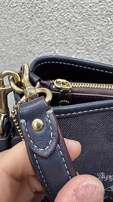 bts canta: COACH New York çiyin çantası - Model: klassik Coach crossbody - Rəng — 2