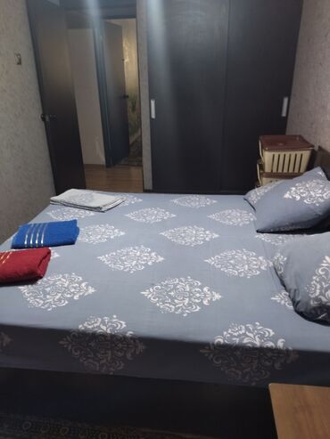 Посуточная аренда квартир: 3 комнаты, Душевая кабина, Кондиционер, Парковка — 11