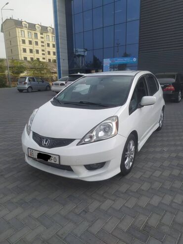 honda dit: Honda Fit: 2009 г., 1.5 л, Автомат, Бензин, Хэтчбэк